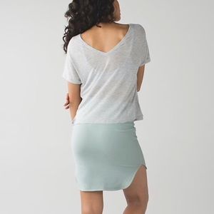 lululemon | heathered earl grey city skirt (4)